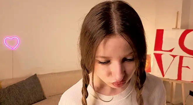 eirakiliana online show from 11-07-25, 08:03