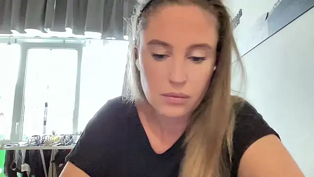 Ameli8 online show from 11-07-25, 12:49