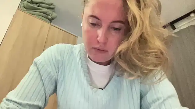 Ameli8 online show from 12-19-25, 06:59