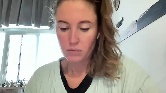 Ameli8 online show from 12-20-25, 12:12