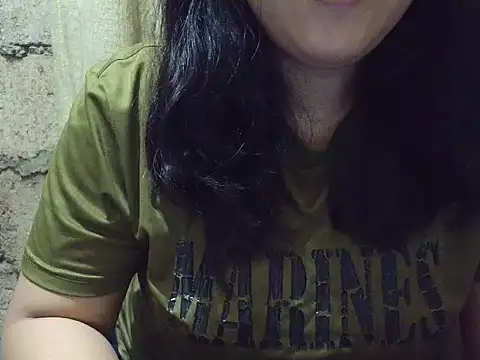 Snapshot of fluffy_raa chatting on 12-01-25, 04:39 fluffy raa online show from 12-01-25, 04:39