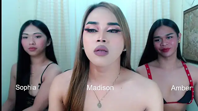 Snapshot of sweet_sophiaxx chatting on 02-03-26, 02:53 sweet sophiaxx online show from 02-03-26, 02:53