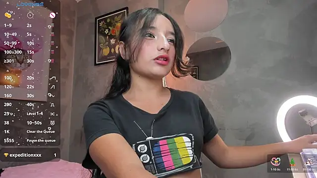 Snapshot of Chobbyjonexs chatting on 12-16-25, 03:44 Chobbyjonexs online show from 12-16-25, 03:44