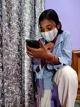 Student12th online show from 11-13-25, 04:50