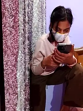 Student12th online show from 11-15-25, 04:25