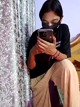 Student12th online show from 12-16-25, 04:23