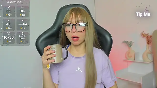 LuluuBerry online show from 11-14-25, 10:03