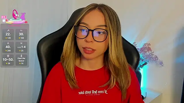 LuluuBerry online show from 01-15-26, 06:33