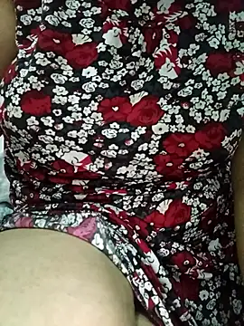 Snapshot of sarah_dlo3a chatting on 11-07-25, 11:49 sarah dlo3a online show from 11-07-25, 11:49