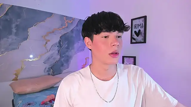 Snapshot of Isaac_Kurtt chatting on 11-13-25, 07:57 Isaac Kurtt online show from 11-13-25, 07:57