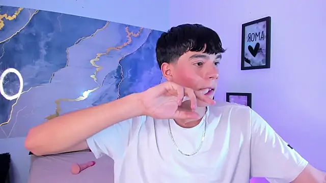 Snapshot of Isaac_Kurtt chatting on 11-25-25, 07:14 Isaac Kurtt online show from 11-25-25, 07:14