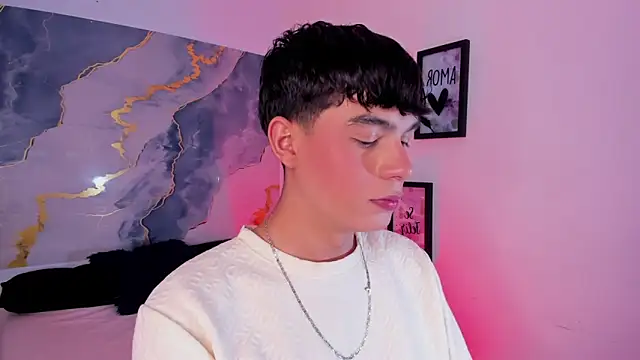 Snapshot of Isaac_Kurtt chatting on 11-29-25, 08:12 Isaac Kurtt online show from 11-29-25, 08:12