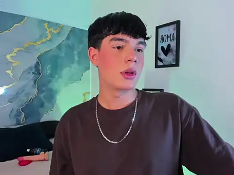 Snapshot of Isaac_Kurtt chatting on 12-04-25, 07:55 Isaac Kurtt online show from 12-04-25, 07:55