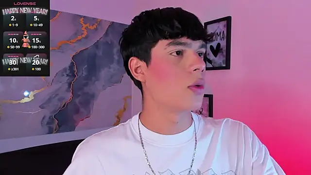 Snapshot of Isaac_Kurtt chatting on 01-05-26, 08:01 Isaac Kurtt online show from 01-05-26, 08:01