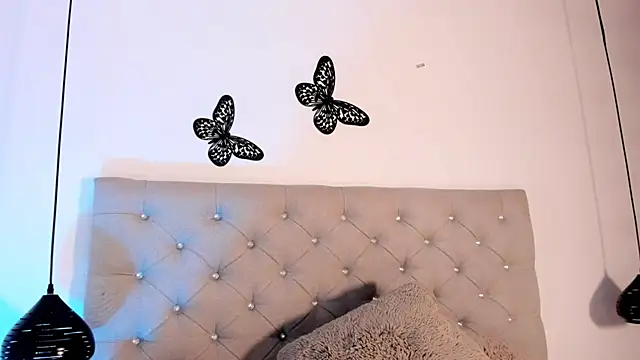 Snapshot of Quetzal_coatl_ chatting on 11-10-25, 08:41 Quetzal coatl online show from 11-10-25, 08:41