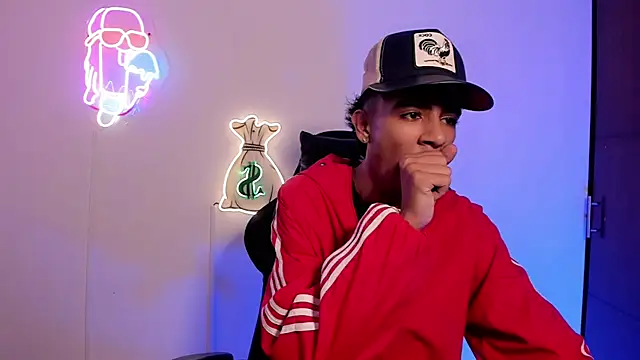 Snapshot of Quetzal_coatl_ chatting on 11-11-25, 08:09 Quetzal coatl online show from 11-11-25, 08:09