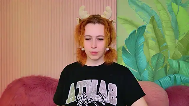 Evie Berret online show from 12-17-25, 10:54