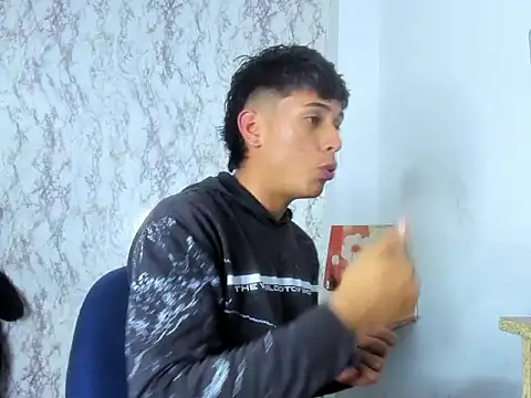 Valentino Lane online show from 02-19-26, 03:35