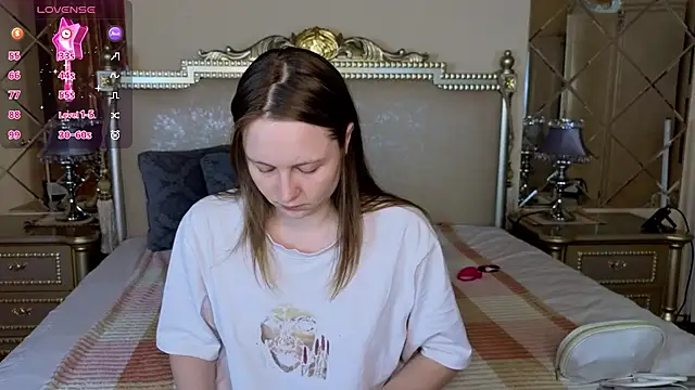 HolyBabyDoll online show from 12-03-25, 11:52