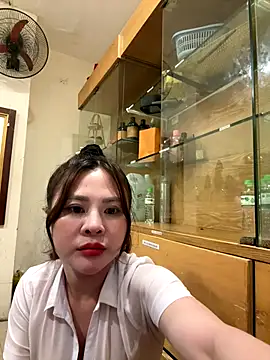 hellela-a online show from 11-09-25, 11:52