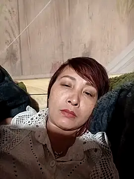 Snapshot of Missa-kute20 chatting on 02-03-26, 02:11 Missa-kute20 online show from 02-03-26, 02:11