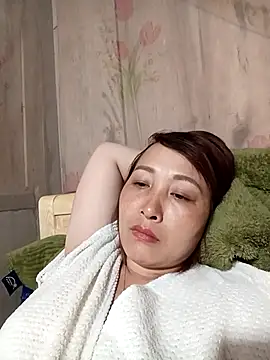 Snapshot of Missa-kute20 chatting on 03-01-26, 03:03 Missa-kute20 online show from 03-01-26, 03:03