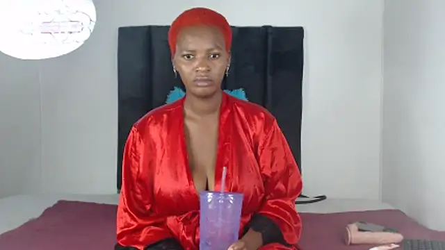 Snapshot of Miss-Berries chatting on 12-03-25, 02:04 Miss-Berries online show from 12-03-25, 02:04