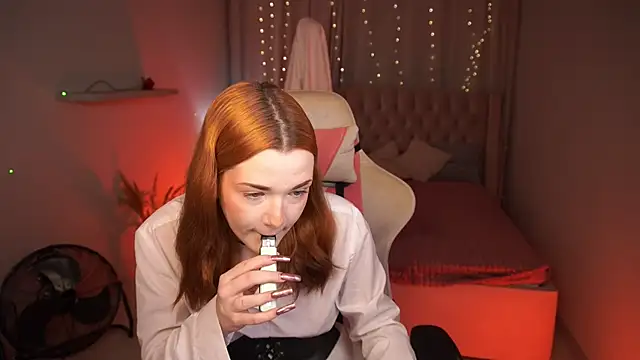 AvaRyder online show from 11-11-25, 12:49