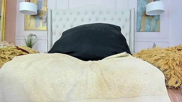 RosaliaMontero online show from 02-12-26, 08:37