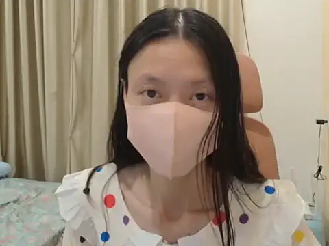 Lil-Cherries online show from 01-15-26, 05:49