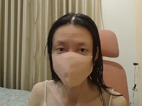 Lil-Cherries online show from 03-05-26, 12:34