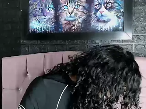 hot and fucking girl online show from 11-08-25, 08:18