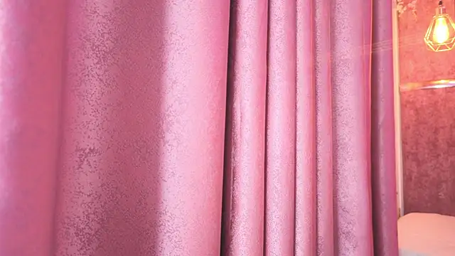 AuroraLanee  online show from 01-12-26, 06:46