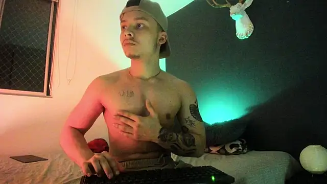 Snapshot of Zeus_Jeff chatting on 03-04-26, 12:49 Zeus Jeff online show from 03-04-26, 12:49