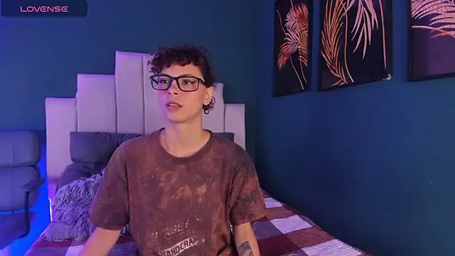 AliceMadnes online show from 02-26-26, 12:59