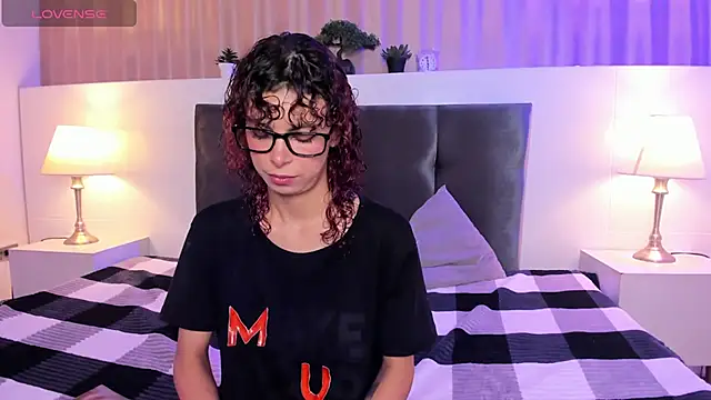 AliceMadnes online show from 02-27-26, 03:56