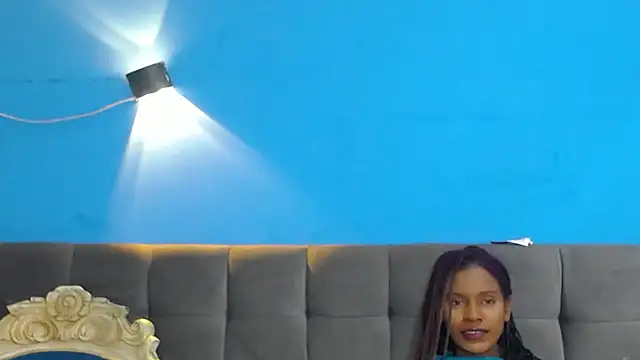 Aliis Love online show from 11-18-25, 08:19