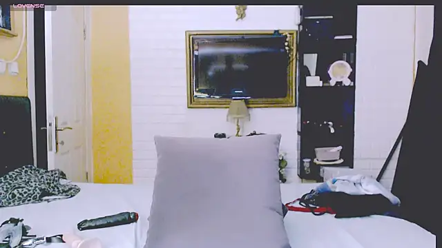 Snapshot of _bade_tasci_ chatting on 11-14-25, 09:57 bade tasci online show from 11-14-25, 09:57