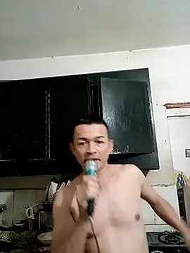 elzafiro37 online show from 11-08-25, 10:08