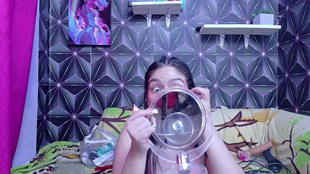 emilygrooe online show from 12-04-25, 09:23