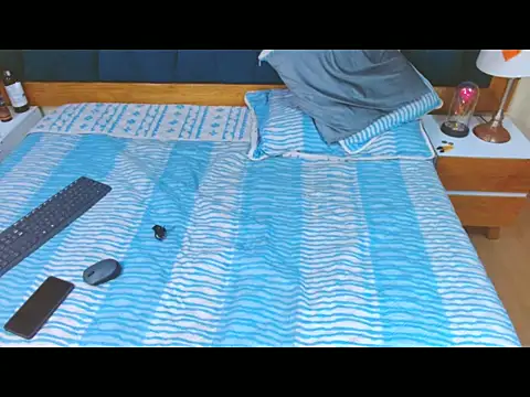 Snapshot of morrigan_luxus2 chatting on 12-13-25, 11:43 morrigan luxus2 online show from 12-13-25, 11:43