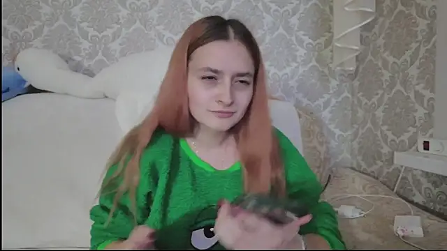 Snapshot of SweetLiaison chatting on 11-13-25, 04:50 SweetLiaison online show from 11-13-25, 04:50