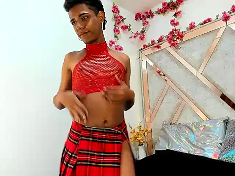 Snapshot of AllisonHott_ chatting on 11-07-25, 10:48 AllisonHott online show from 11-07-25, 10:48