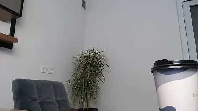 Veronichkaaa online show from 02-12-26, 08:09