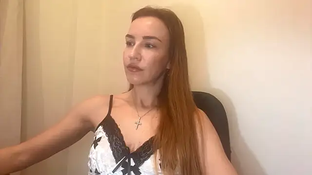 Snapshot of Nyxelia_ chatting on 12-05-25, 08:23 Nyxelia online show from 12-05-25, 08:23