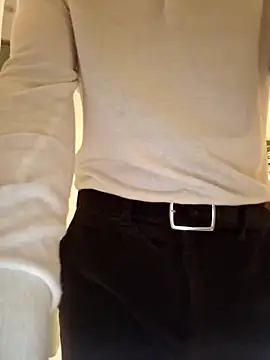 CuteDaddy92 online show from 12-20-25, 02:29