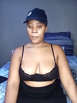 Snapshot of Emmylove-xr25 chatting on 02-03-26, 07:52 Emmylove-xr25 online show from 02-03-26, 07:52