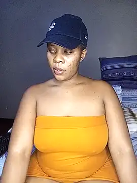 Snapshot of Emmylove-xr25 chatting on 02-04-26, 06:58 Emmylove-xr25 online show from 02-04-26, 06:58