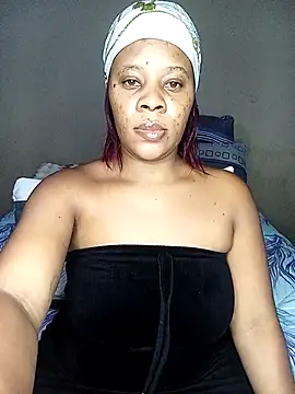 Snapshot of Emmylove-xr25 chatting on 02-06-26, 08:23 Emmylove-xr25 online show from 02-06-26, 08:23