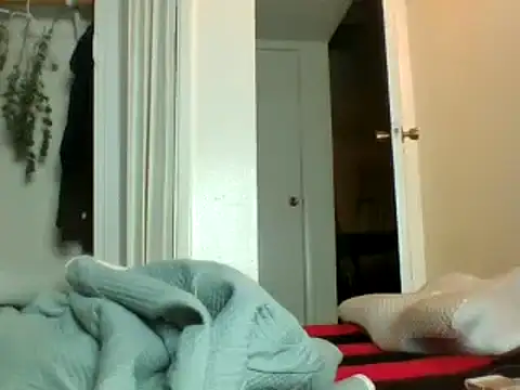 Snapshot of nikkibae33 chatting on 12-04-25, 05:39 nikkibae33 online show from 12-04-25, 05:39